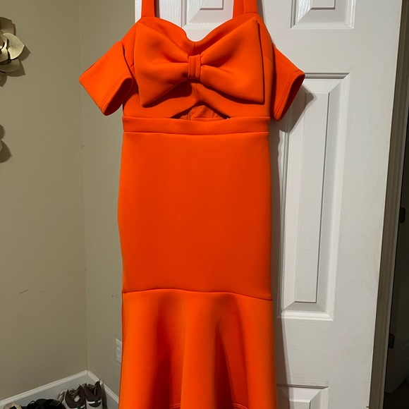 ASOS scuba material dress - Picture 3 of 3